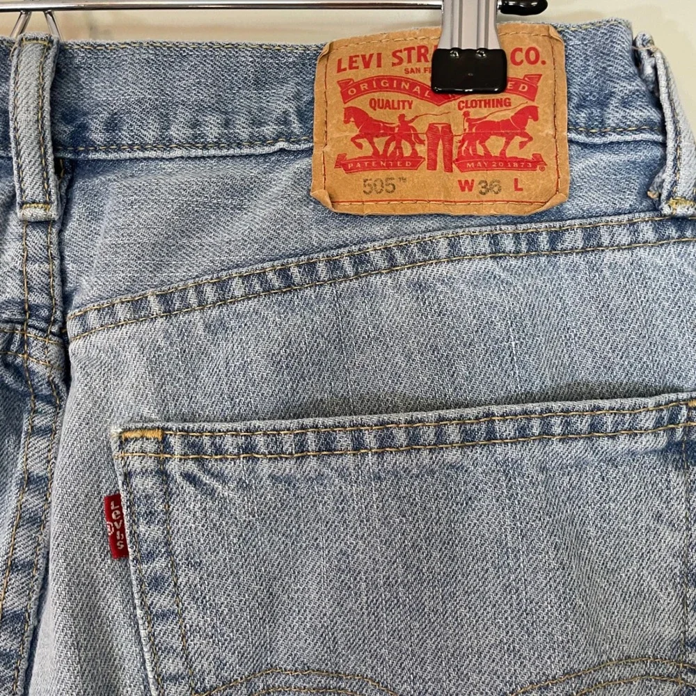 Levis 505 Mens Light Wash Denim Shorts Regular Fit Blue Cotton W36‎ Jorts Y2K